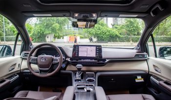 Toyota Sienna Platium 2.5 Hybrid 2024 full