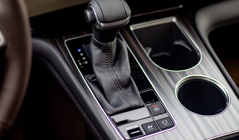 Toyota Sienna Platium 2.5 Hybrid 2024 full