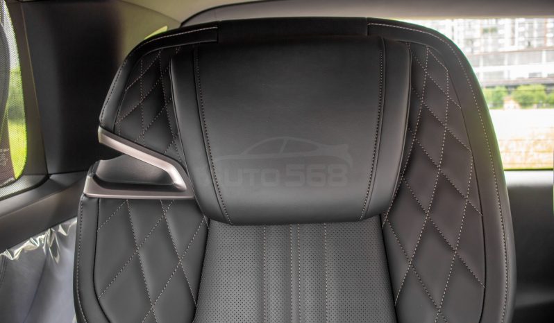 Lexus LM300h 2.5 Hybrid 2021 full