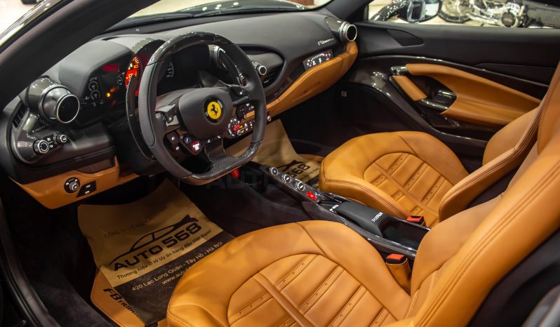 Ferrari F8 Tributo 2024 full