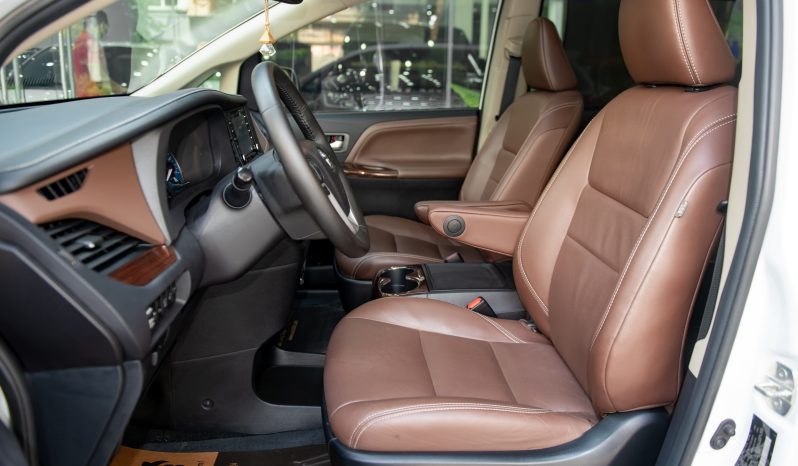 Toyota Sienna Limited 3.5 2019 full