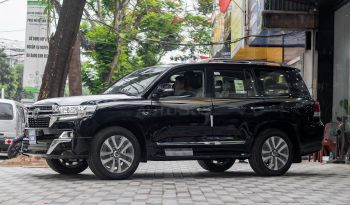 Toyota Land Cruiser VXS V8 5.7L 2021 full
