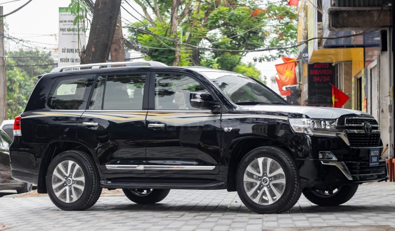 Toyota Land Cruiser VXS V8 5.7L 2021 full