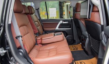 Toyota Land Cruiser VXS V8 5.7L 2021 full