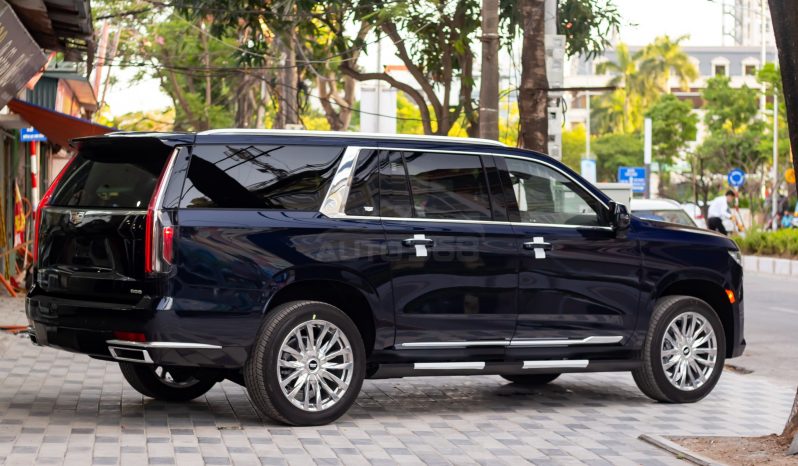 Cadillac Escalade ESV Premium 6.2L Luxury 2025 full