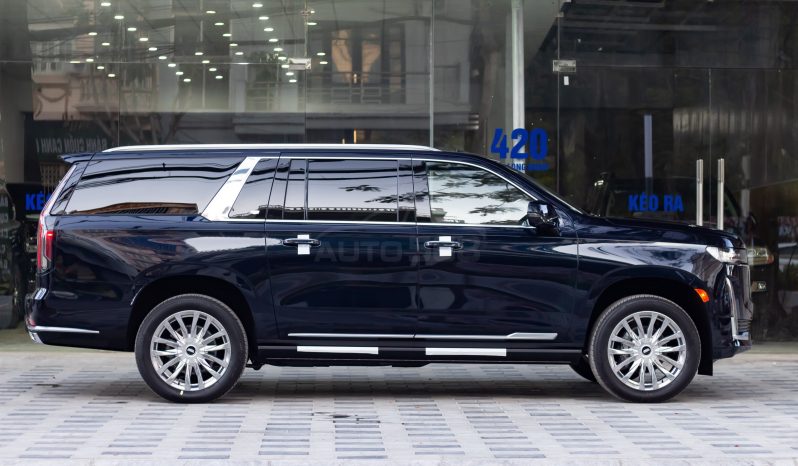 Cadillac Escalade ESV Premium 6.2L Luxury 2025 full