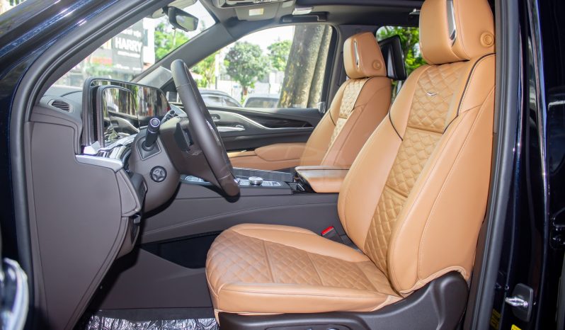 Cadillac Escalade ESV Premium 6.2L Luxury 2025 full