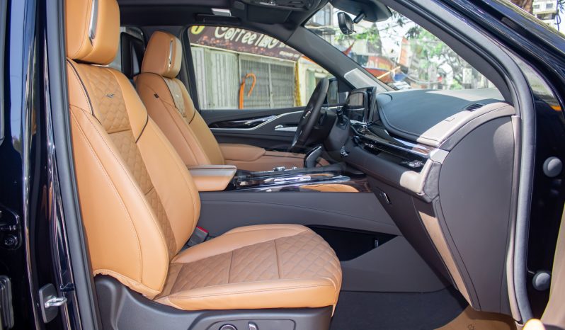 Cadillac Escalade ESV Premium 6.2L Luxury 2025 full