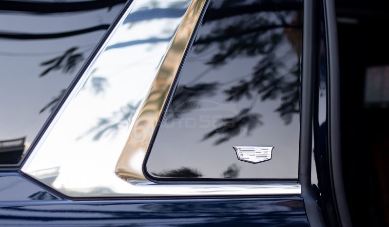 Cadillac Escalade ESV Premium 6.2L Luxury 2025 full