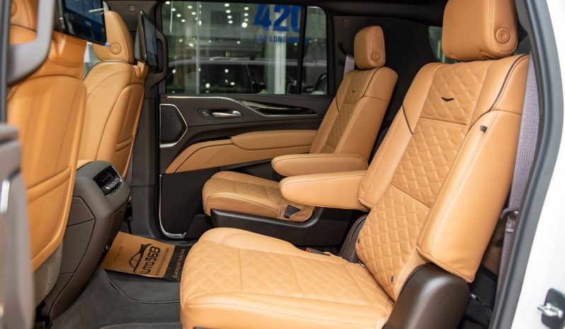 Cadillac Escalade ESV Premium 6.2L Luxury 2025 full