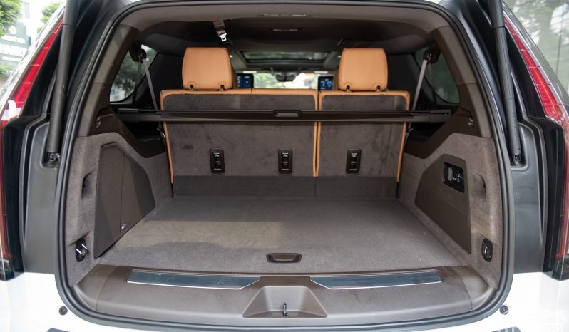 Cadillac Escalade ESV Premium 6.2L Luxury 2025 full