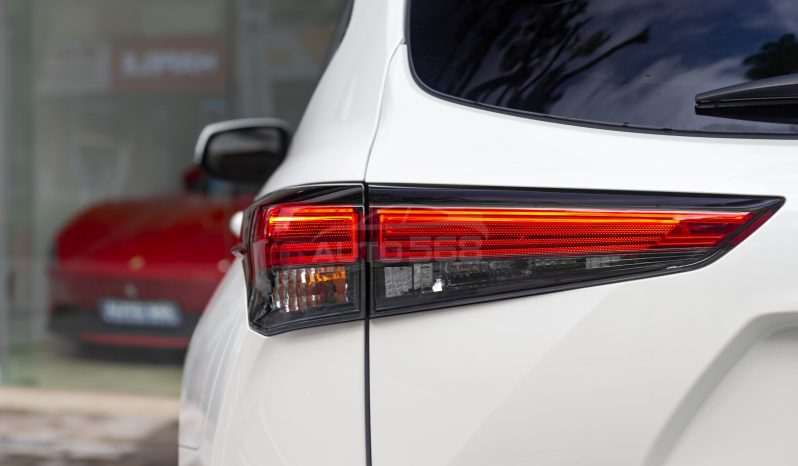 Toyota Highlander Limited 3.5 AWD 2024 full