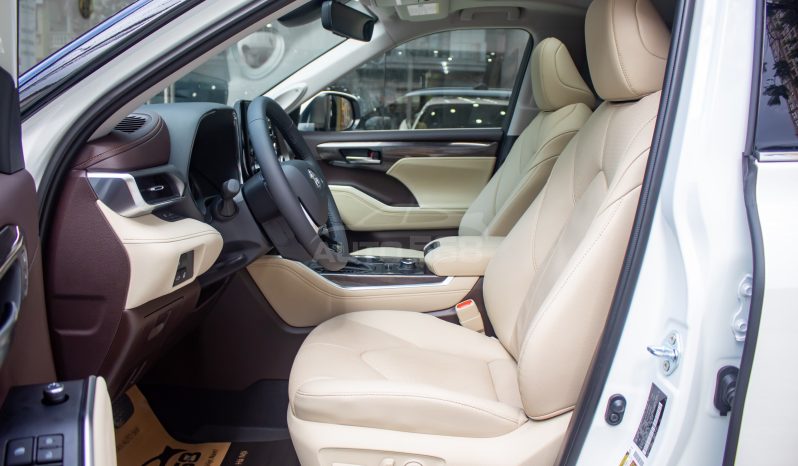 Toyota Highlander Limited 3.5 AWD 2024 full