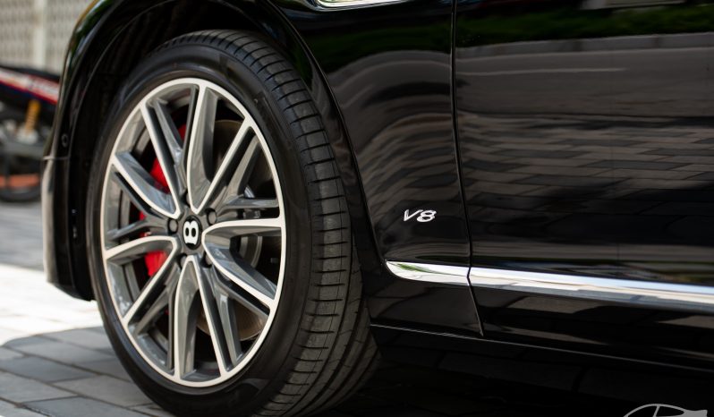 Bentley Flying Spur V8 2025 full
