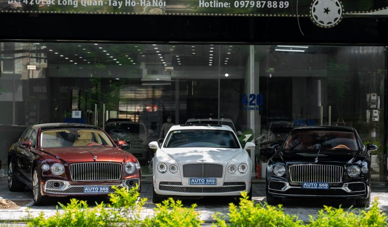 Bentley Flying Spur V8 2025 full