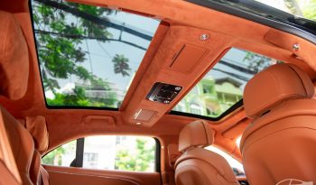 Bentley Flying Spur V8 2025 full