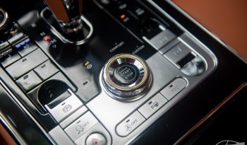 Bentley Flying Spur V8 2025 full