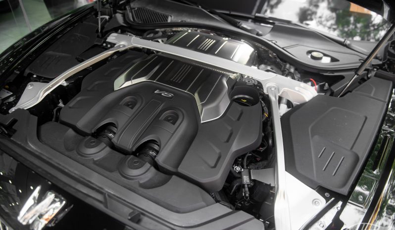 Bentley Flying Spur V8 2025 full