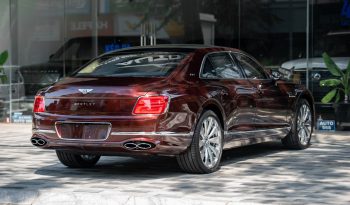Bentley Flying Spur V8 First Edition 2025 full