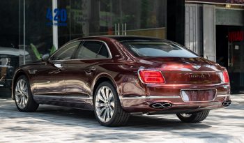Bentley Flying Spur V8 First Edition 2025 full