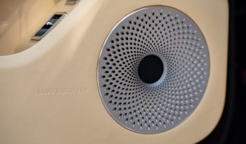 Bentley Flying Spur V8 First Edition 2025 full