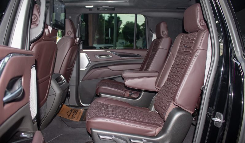 Cadillac Escalade ESV Premium Luxury 600D 2025 full