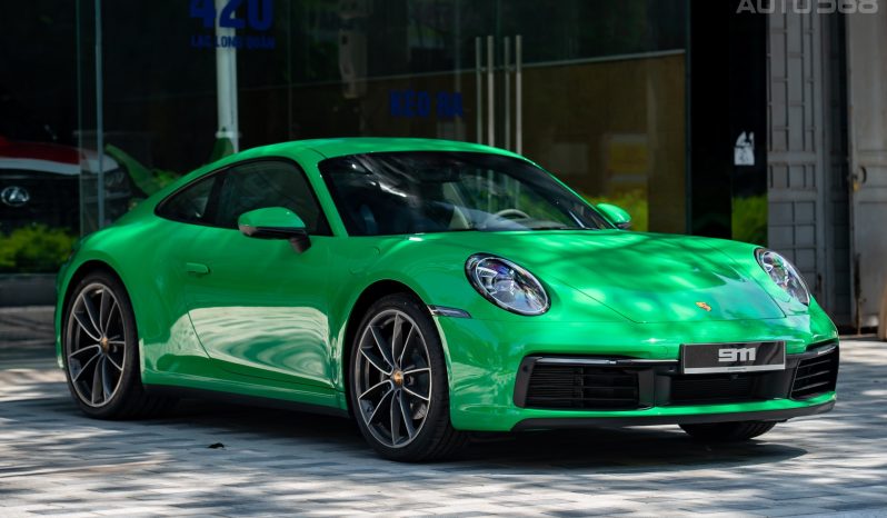Porsche 911 Carrera Python Green 2024 full