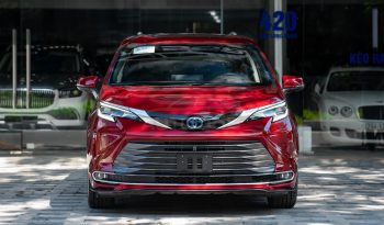 Toyota Sienna Platium 2.5 Hybrid 2024 full