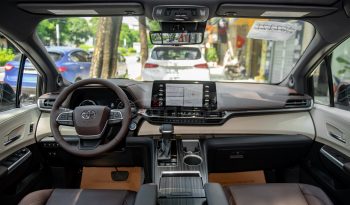 Toyota Sienna Platium 2.5 Hybrid 2024 full