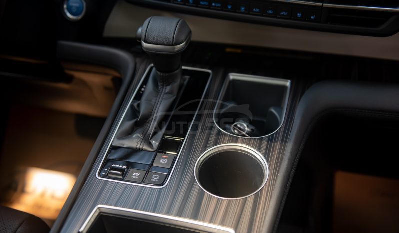 Toyota Sienna Platium 2.5 Hybrid 2024 full