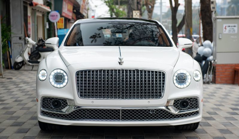 Bentley Bentayga V8 First Edition 2024 full