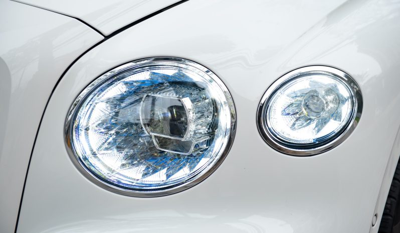 Bentley Bentayga V8 First Edition 2024 full