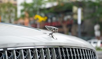 Bentley Bentayga V8 First Edition 2024 full