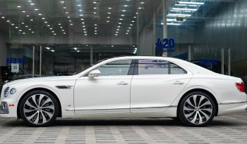 Bentley Bentayga V8 First Edition 2024 full