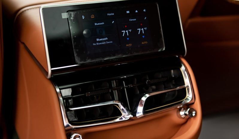 Bentley Bentayga V8 First Edition 2024 full