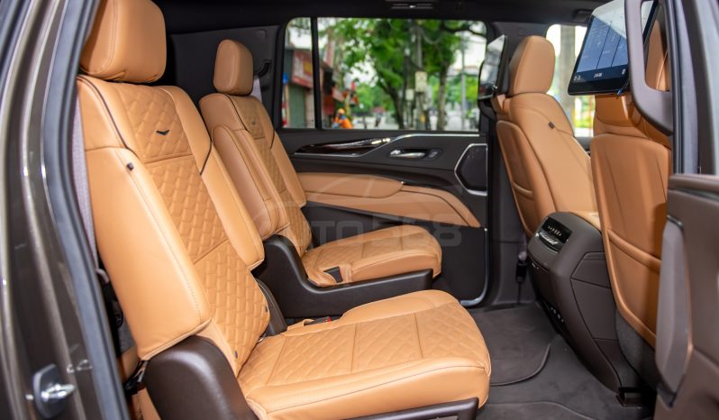 Cadillac Escalade ESV Premium Luxury 600D 2025 full