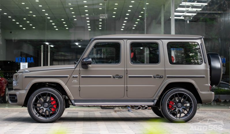 Mercedes G63 AMG Dark Olive Green Magno 2024 full