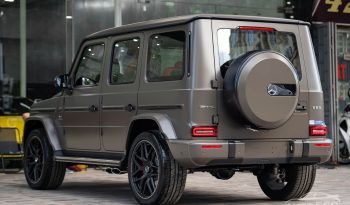Mercedes G63 AMG Dark Olive Green Magno 2024 full