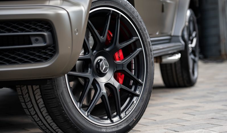Mercedes G63 AMG Dark Olive Green Magno 2024 full
