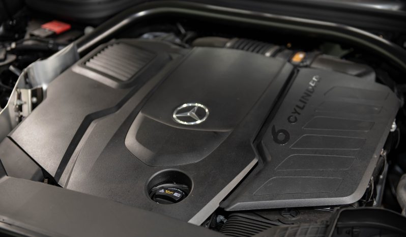 Mercedes-Benz G350D 2024 full