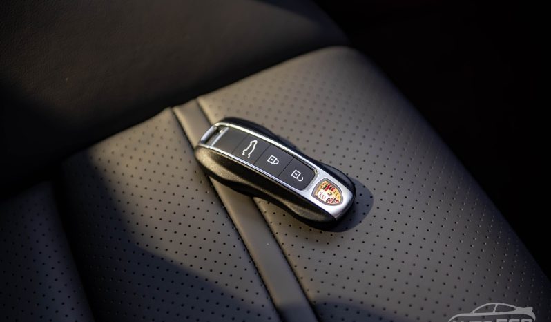 Porsche Cayenne Coupe 2022 full