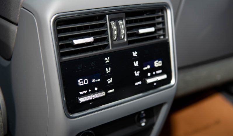 Porsche Cayenne Coupe 2022 full