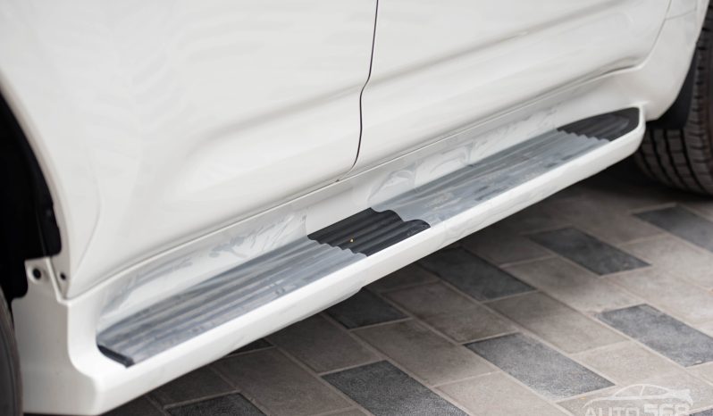 Toyota Land Cruiser VX 4.0 70th Anniversary 2024 full