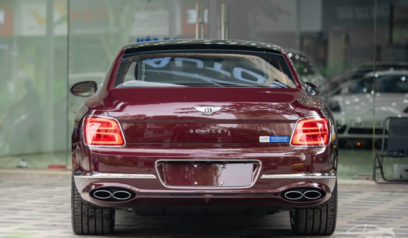 Bentley Flying Spur V8 First Edition 2024 full