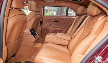 Bentley Flying Spur V8 First Edition 2024 full