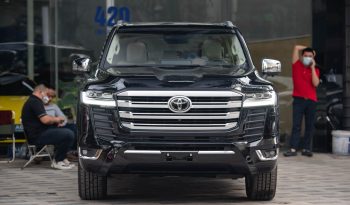 Toyota Land Cruiser 300 VXR 2024 full