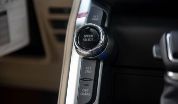 Toyota Land Cruiser 300 VXR 2024 full