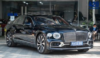 Bentley Flying Spur V8 First Edition 2024 full