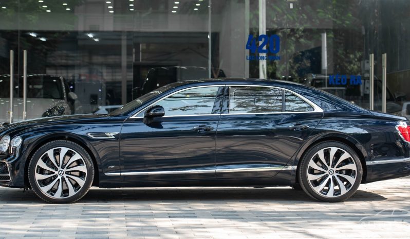 Bentley Flying Spur V8 First Edition 2024 full