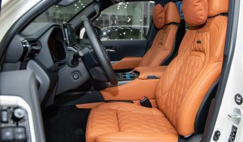 Toyota Land Cruiser 300 MBS VXR 2024 full